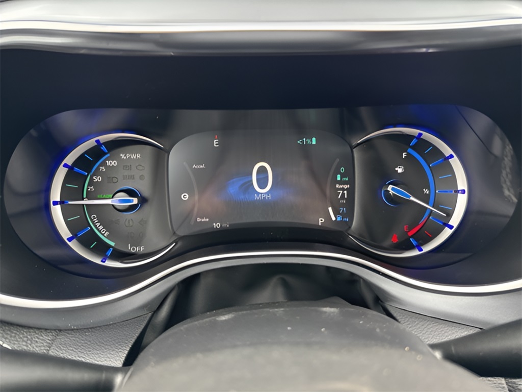 2025 Chrysler Pacifica Hybrid