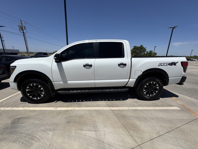 2022 Nissan Titan PRO-4X photo 31