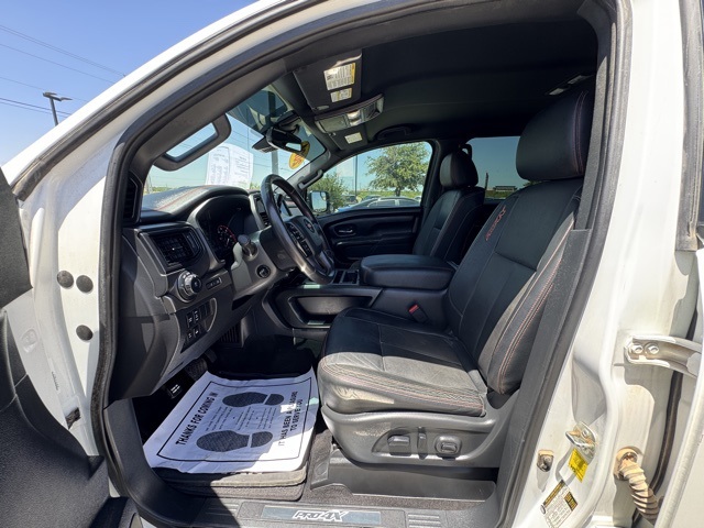 2022 Nissan Titan PRO-4X photo 33