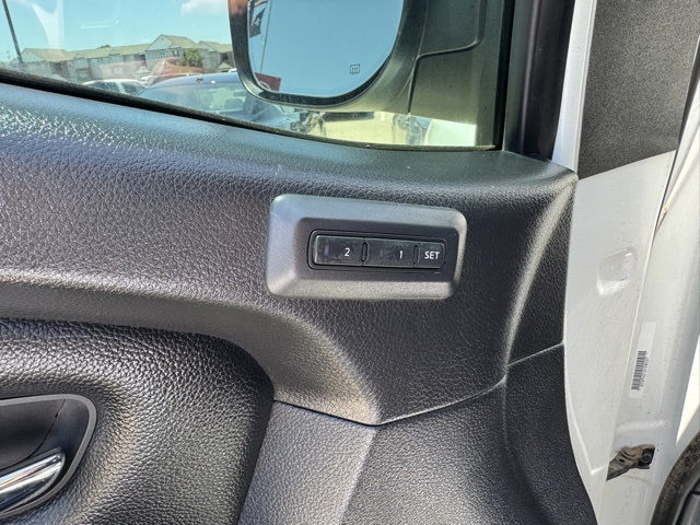 2022 Nissan Titan PRO-4X photo 38