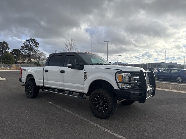 2017 Ford F-250 Super Duty XLT's photo