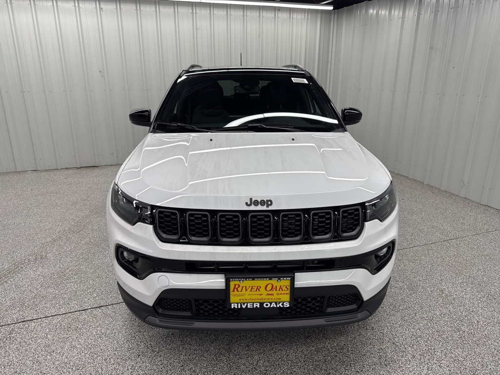 2025 Jeep Compass Limited White at River Oaks CDJR