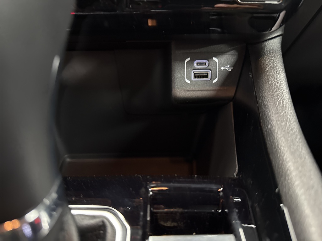 2025 Jeep Compass Limited White at River Oaks CDJR