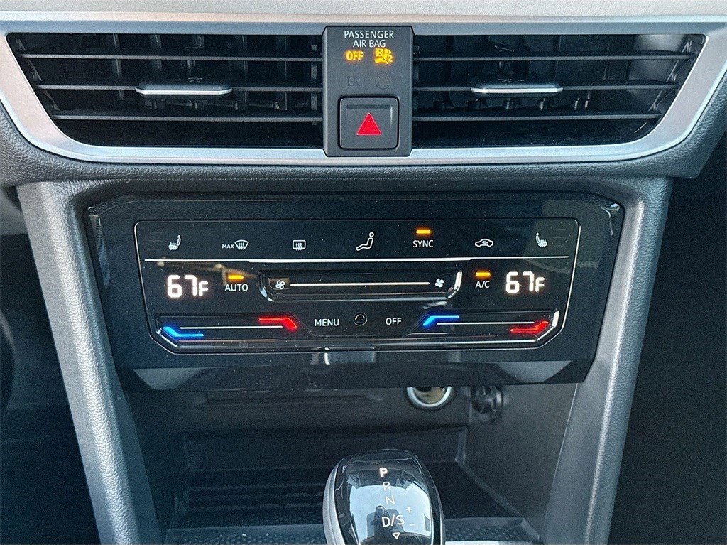 2025 Volkswagen Taos 1.5T SE Silver at DeMontrond Auto Country