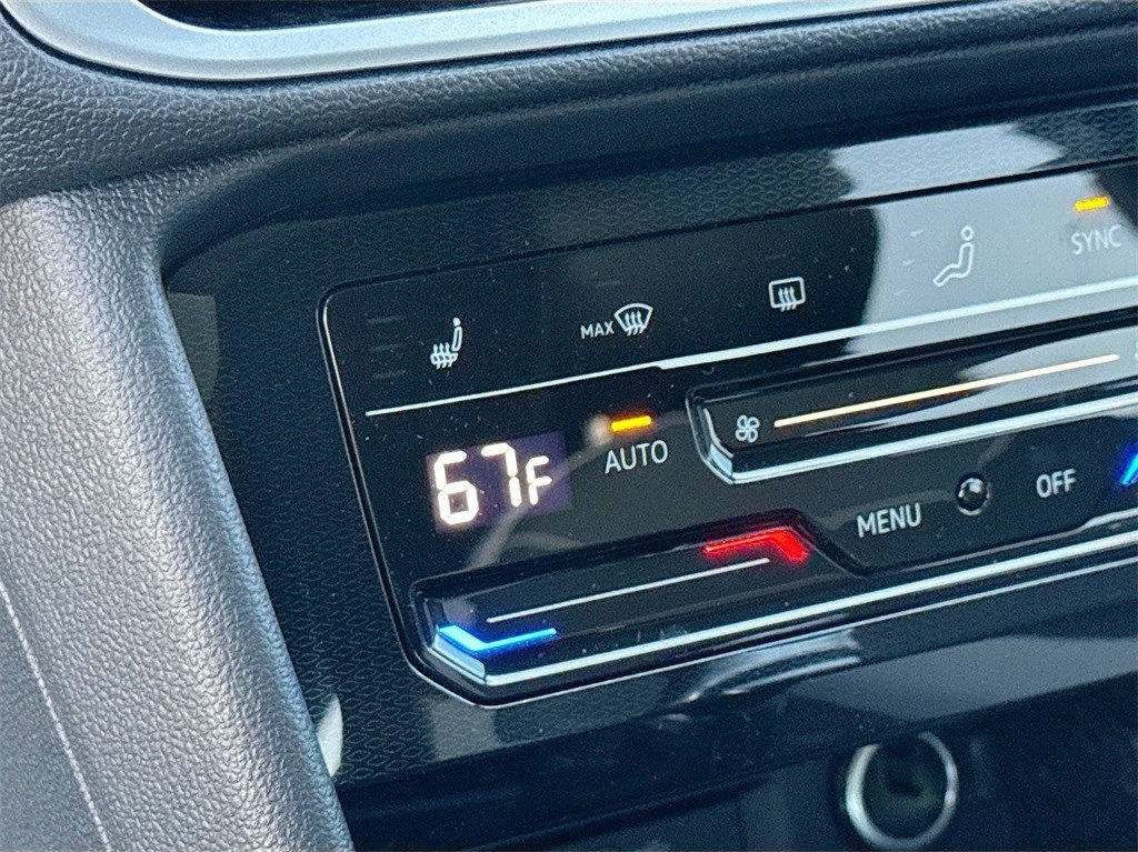 2025 Volkswagen Taos 1.5T SE Silver at DeMontrond Auto Country