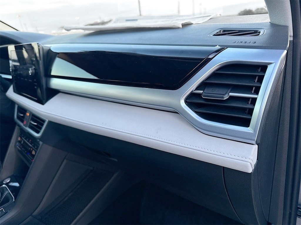 2025 Volkswagen Taos 1.5T SE Silver at DeMontrond Auto Country