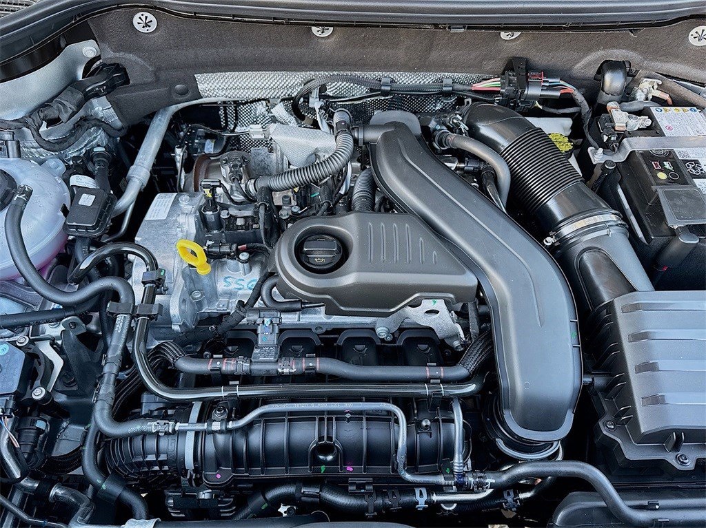 2025 Volkswagen Taos 1.5T SE Silver at DeMontrond Auto Country