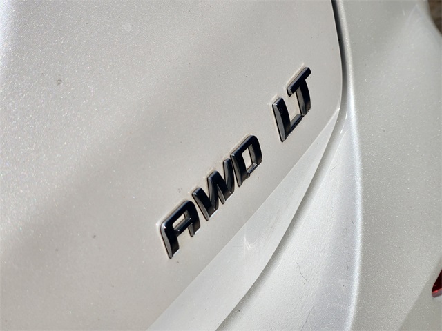 2022 Chevrolet Equinox LT - 11