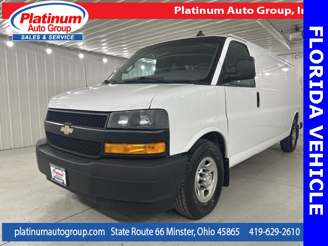2018 Chevrolet Express 3500 Work Van's photo