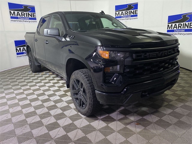 2024 Chevrolet Silverado 1500 Custom Trail Boss Crew Cab 4WD