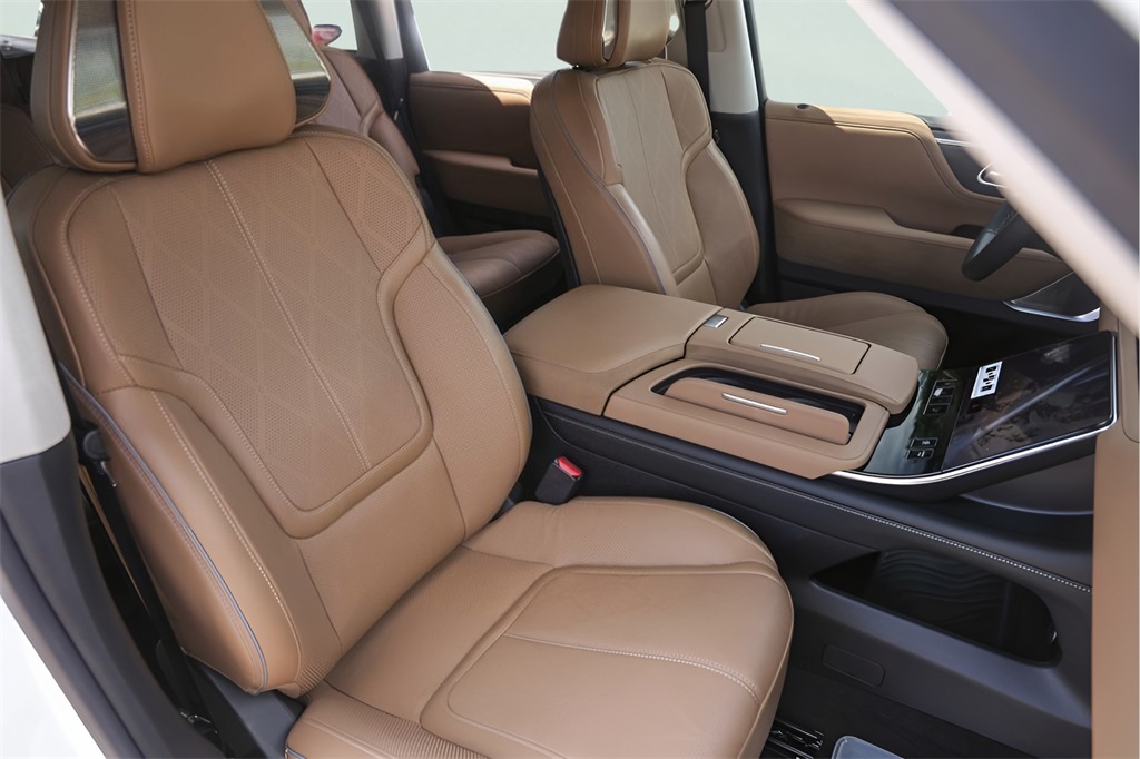Used Car 2025 Infiniti Qx80  Sensory For Sale In Austin, Texas