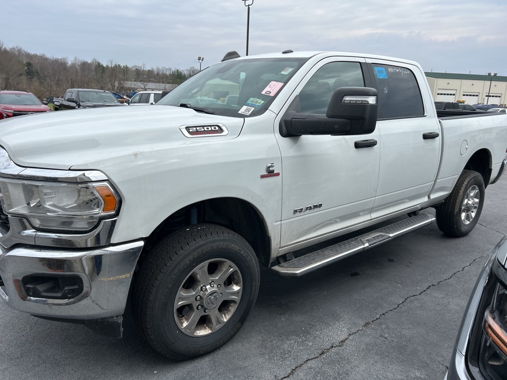 2024 RAM 2500 Big Horn Crew Cab 4WD