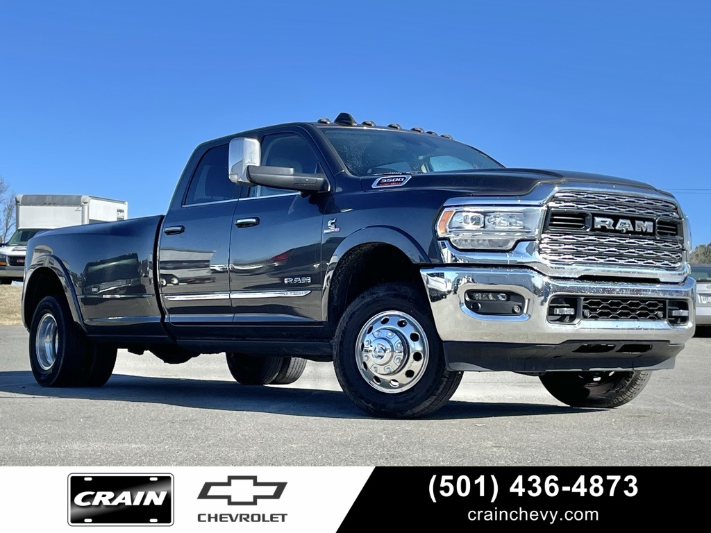 2022 RAM 3500 Limited Crew Cab LB DRW 4WD