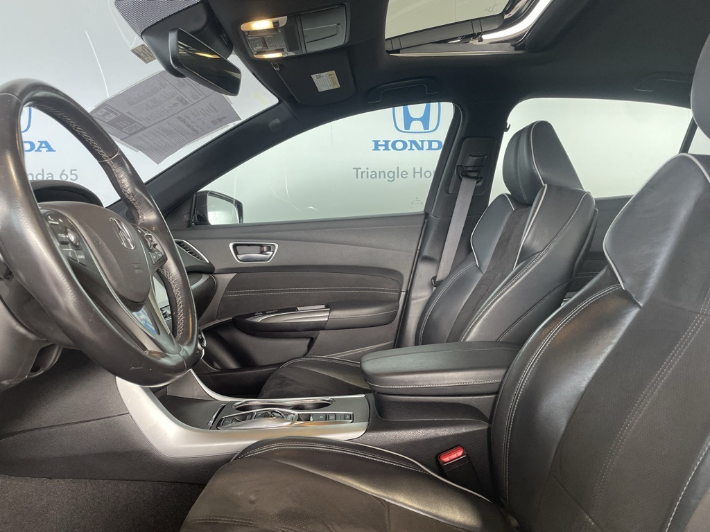 Thumbnail: 2019 Acura TLX - 12