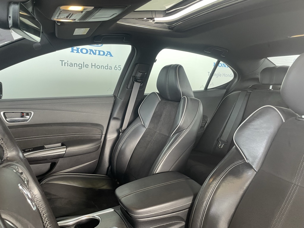 Thumbnail: 2019 Acura TLX - 14