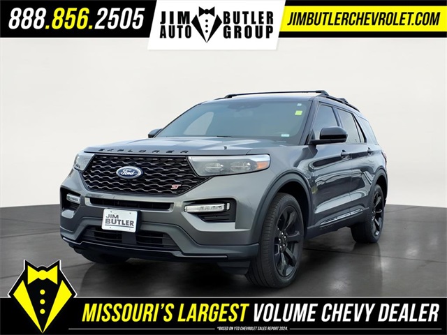 2023 Ford Explorer ST's photo