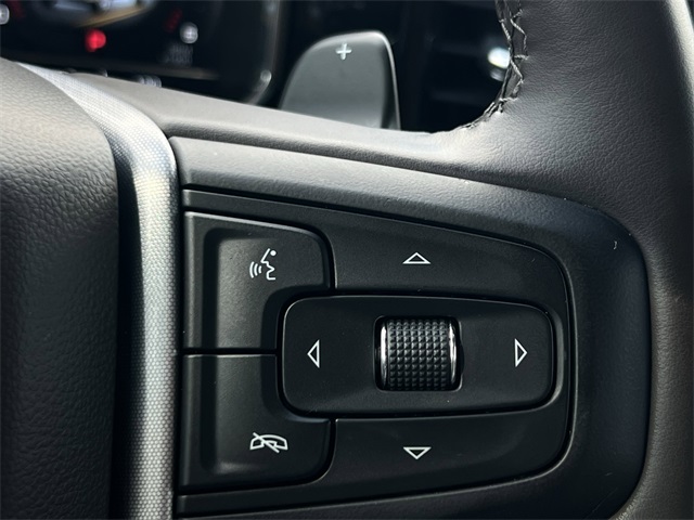 2023 GMC Sierra 1500 SLT - 11