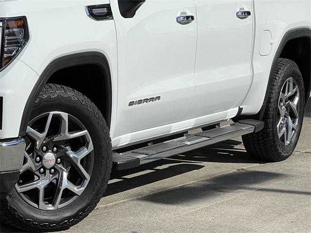 2023 GMC Sierra 1500 SLT - 6