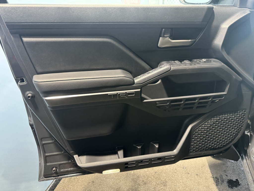 Thumbnail: 2025 Toyota Tacoma - 32