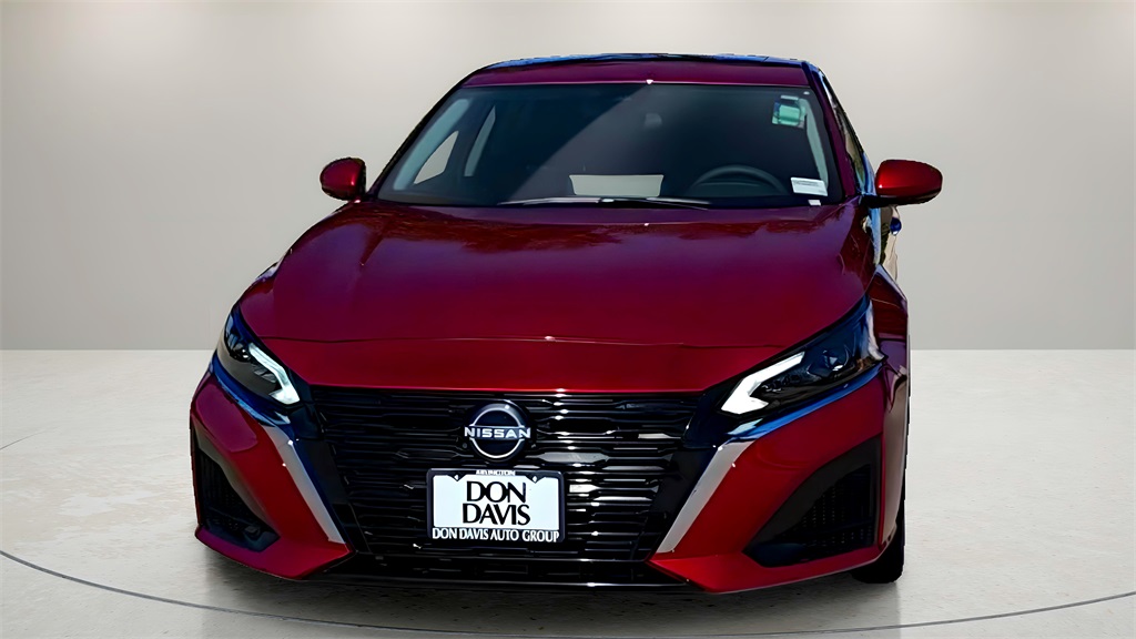 2025 Nissan Altima