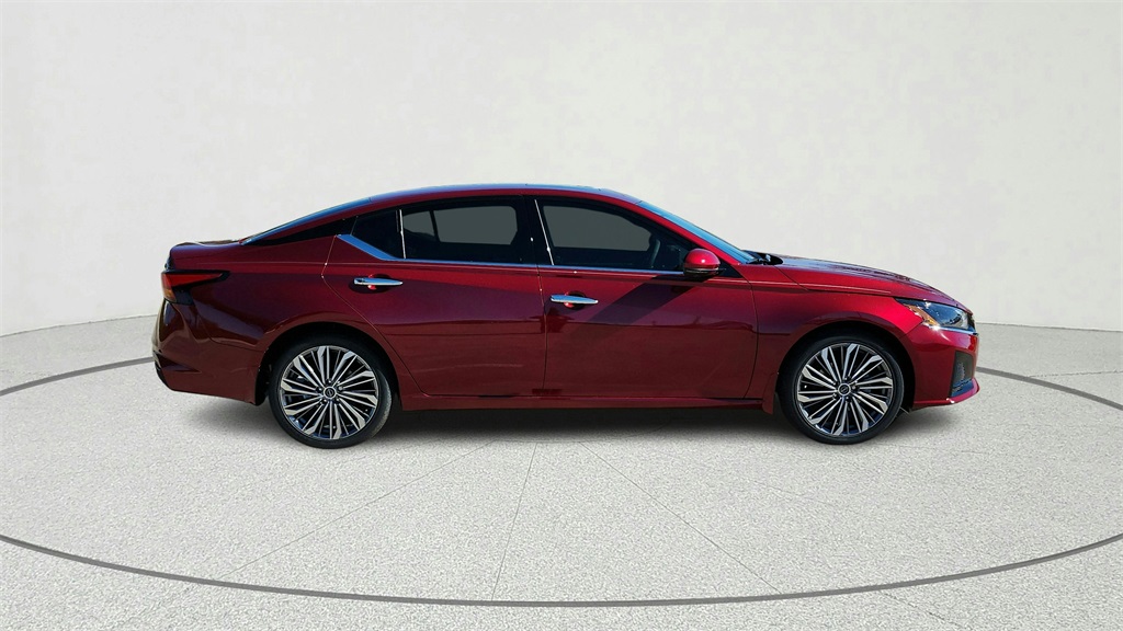 2025 Nissan Altima