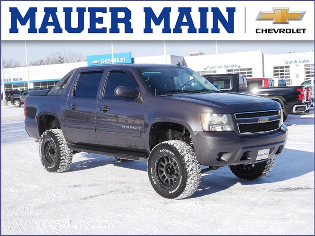 2010 Chevrolet Avalanche LS 4WD