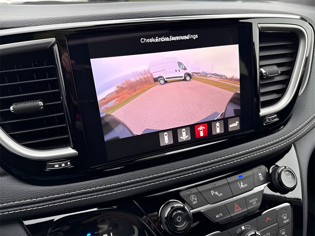 2026 Chrysler Pacifica