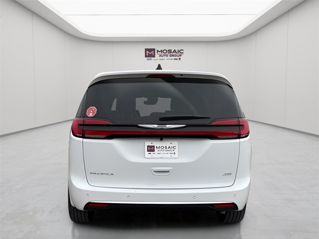 2026 Chrysler Pacifica