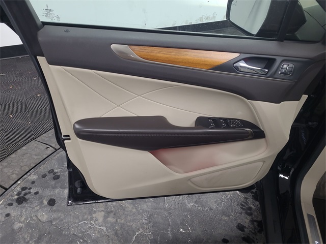 2017 – Lincoln – MKC