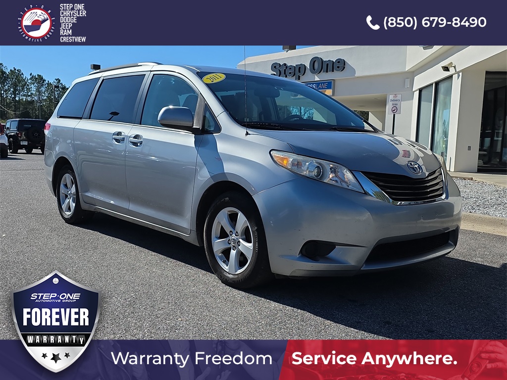 2011 Toyota Sienna 7-Passenger V6 FWD