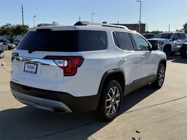 2023 GMC Acadia SLT - 3