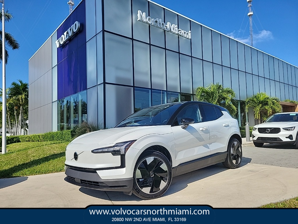 2026 Volvo EX30 Twin Motor Performance Plus