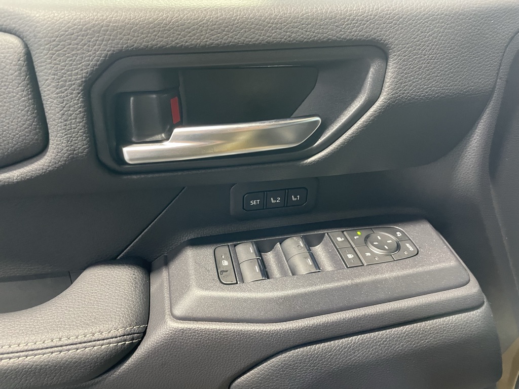 Thumbnail: 2026 Toyota Land Cruiser - 32