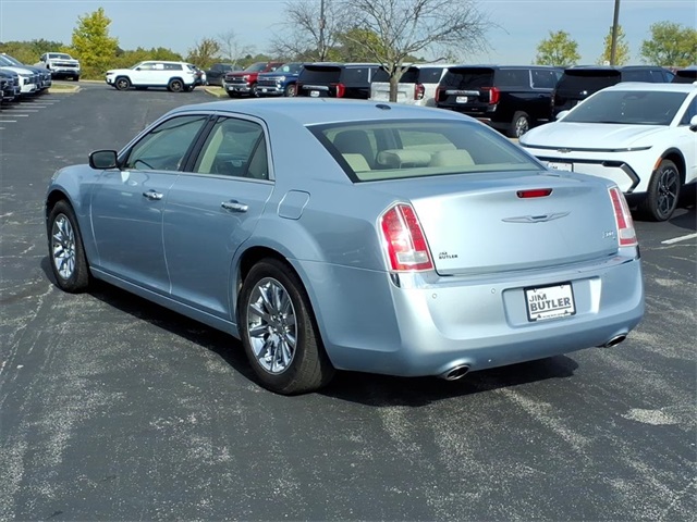 Used 2013 Chrysler 300 C with VIN 2C3CCAEG8DH687797 for sale in Fenton, MO