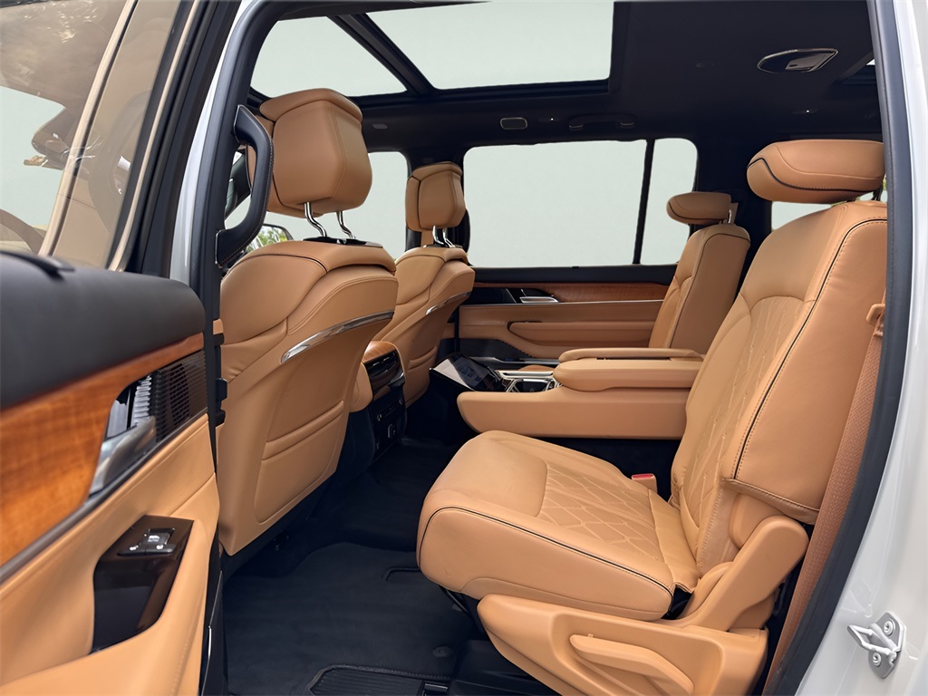 2022 Grand Wagoneer Grand Wagoneer