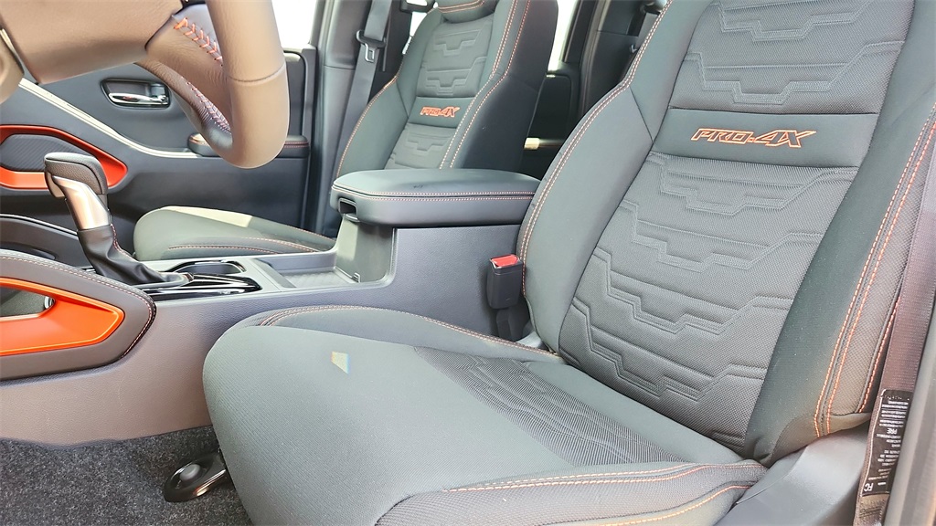 2025 Nissan Frontier