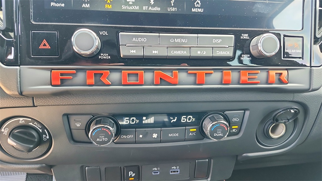 2025 Nissan Frontier