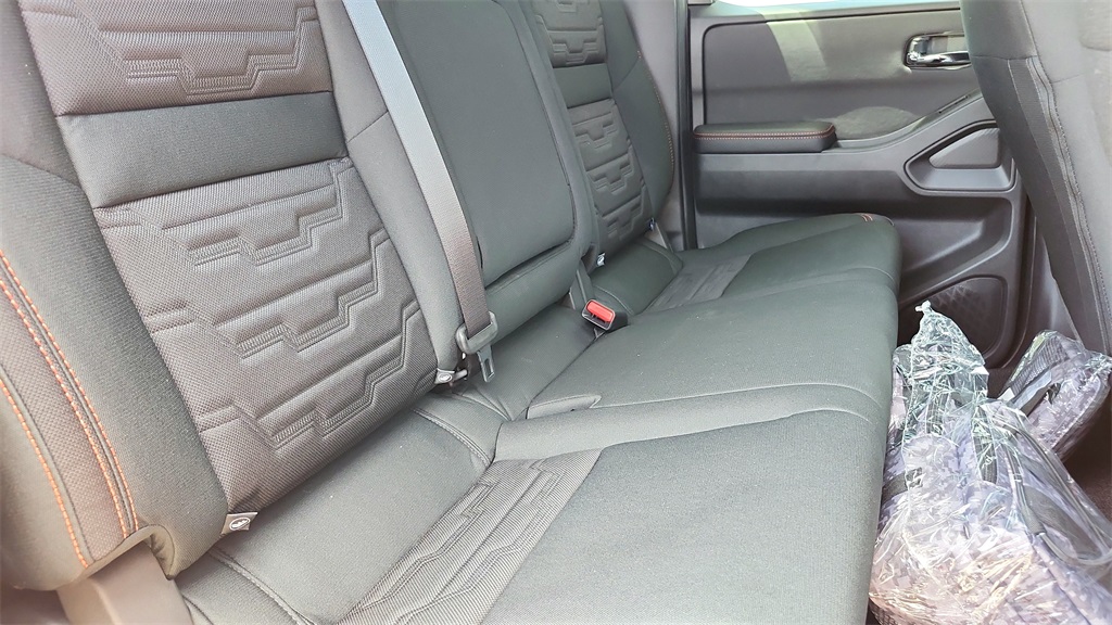 2025 Nissan Frontier