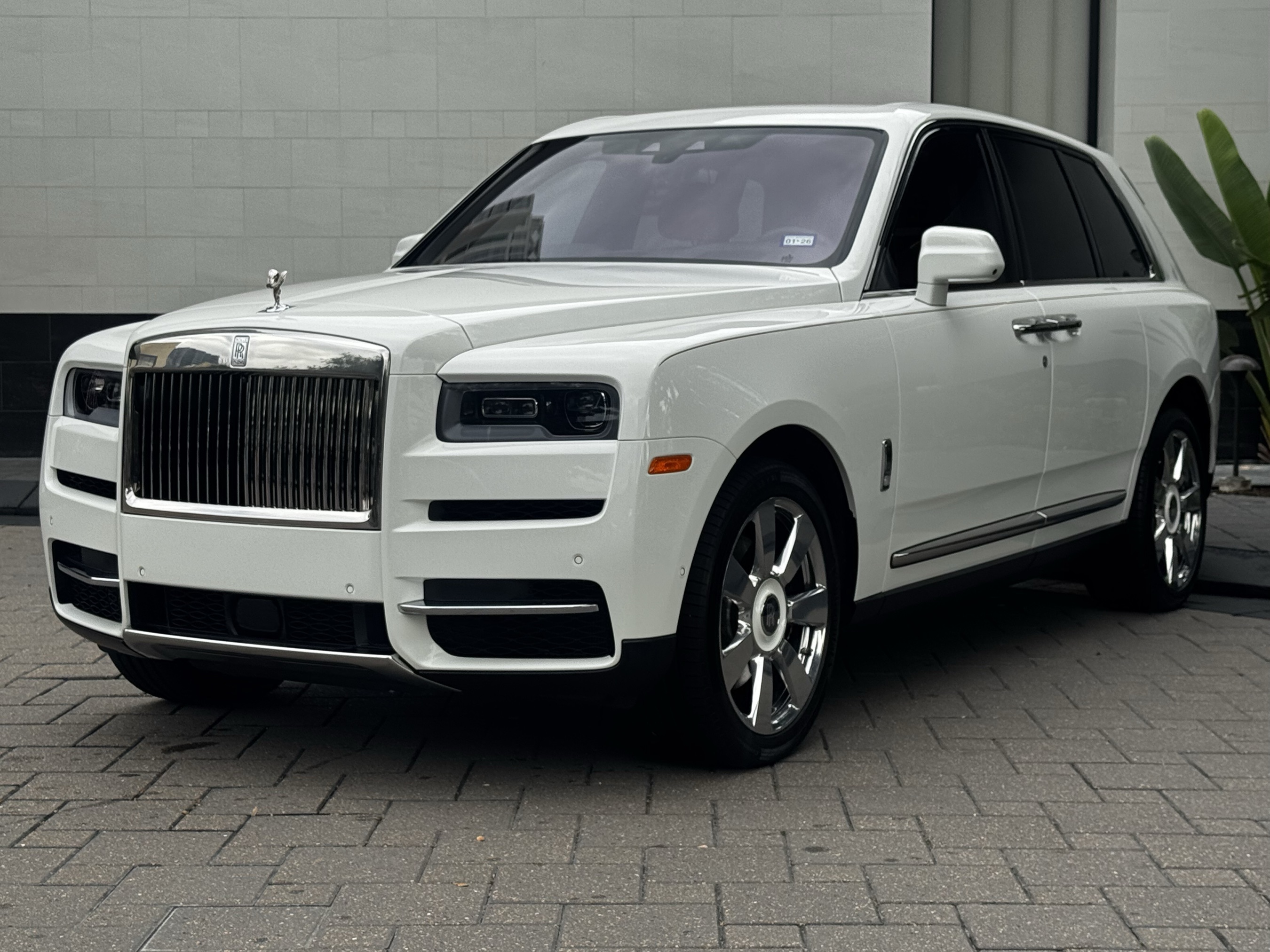 /2023 Rolls-Royce Cullinan