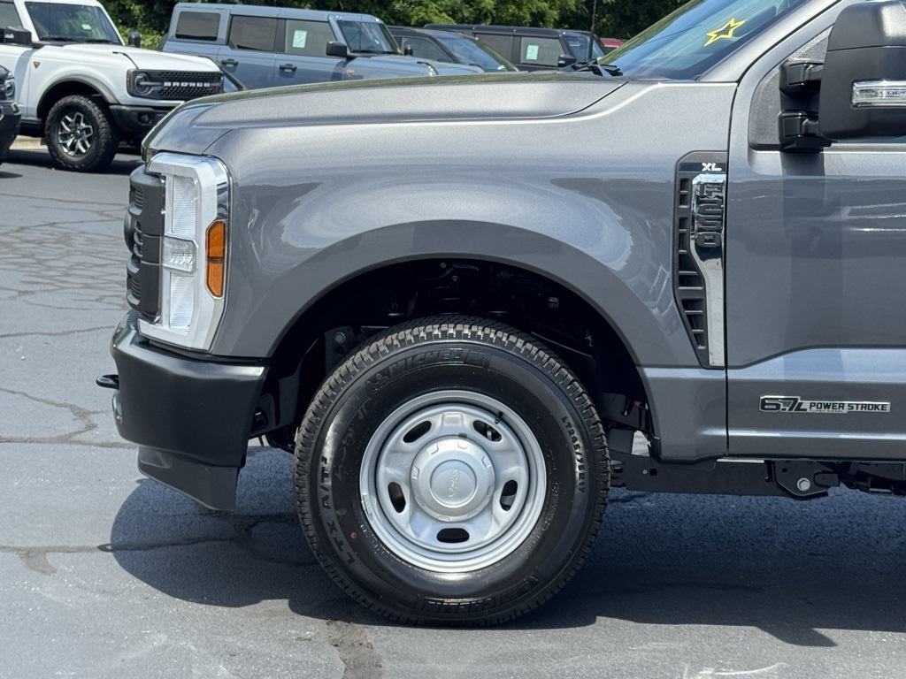 FordF-250SD33