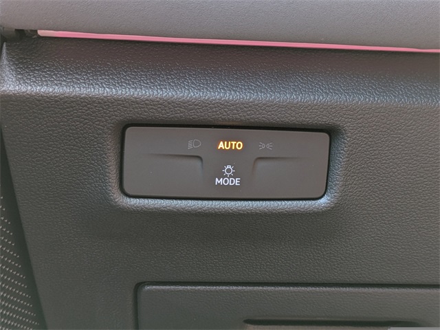 2025 Volkswagen Tiguan 2.0T SE Silver at Stokes Volkswagen