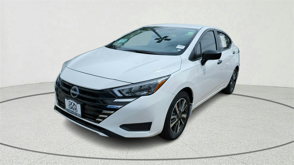 2025 Nissan Versa
