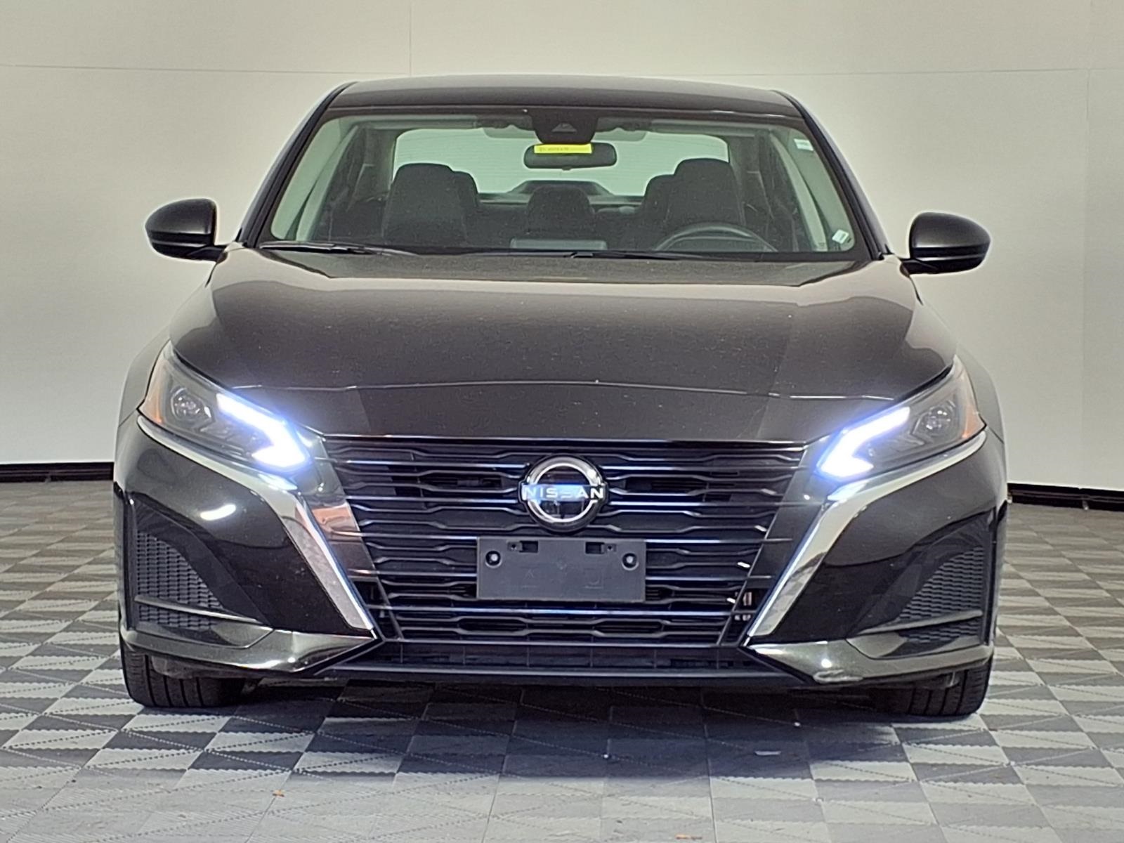 Used 2024 Nissan Altima SV with VIN 1N4BL4DV4RN337077 for sale in Bonita Springs, FL