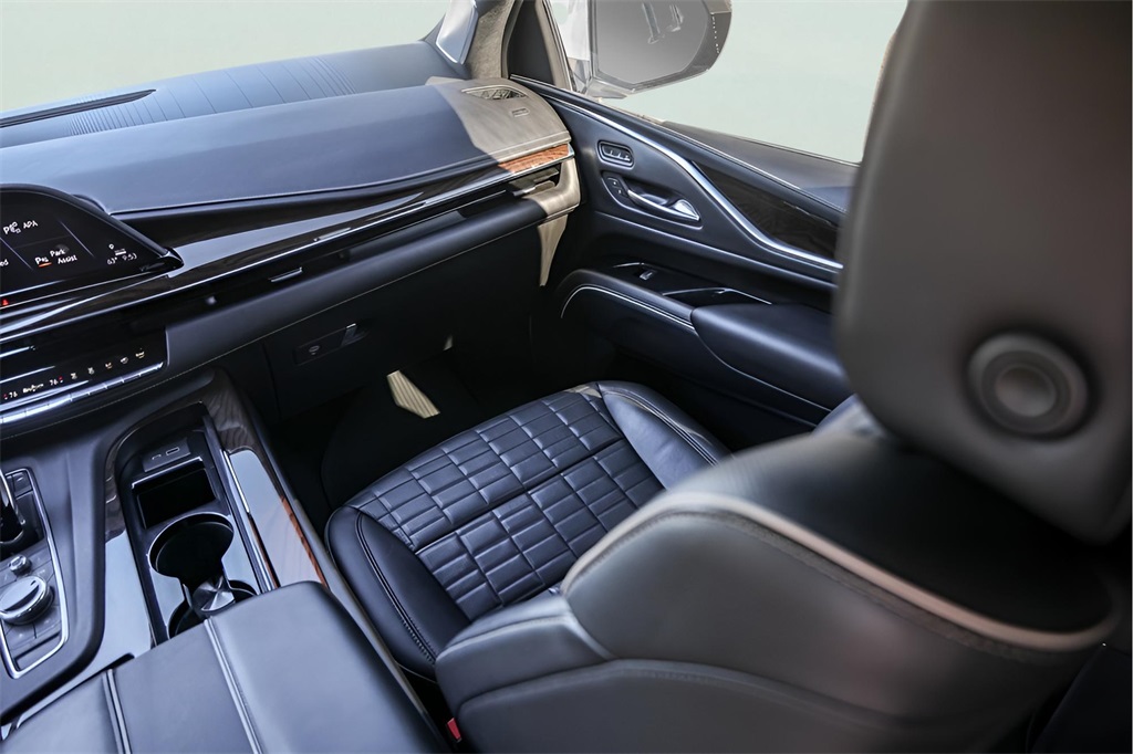 Used Car 2021 Cadillac Escalade  Sport Platinum For Sale Under $70,000 In Austin, Texas