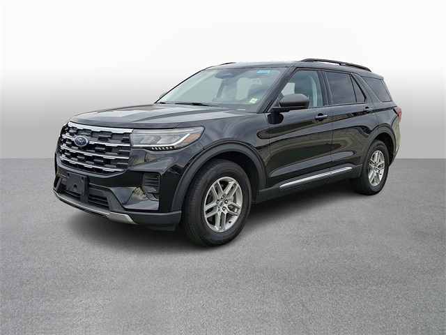 2025 Ford Explorer Active AWD