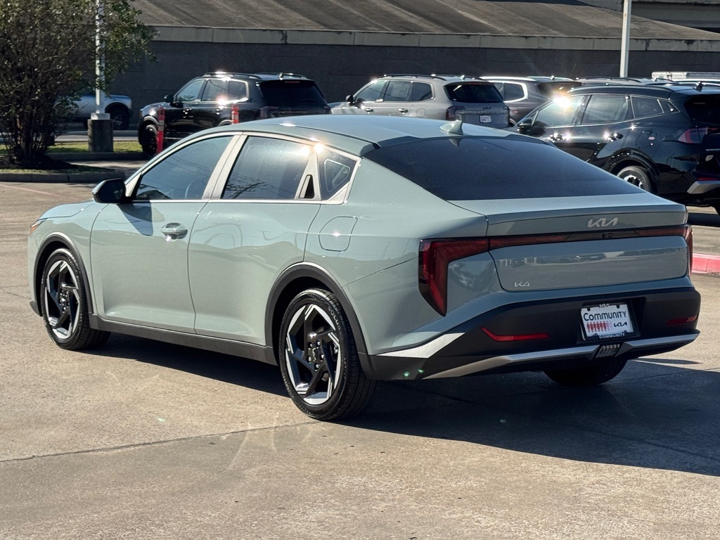 2025 Kia K4 EX - 11