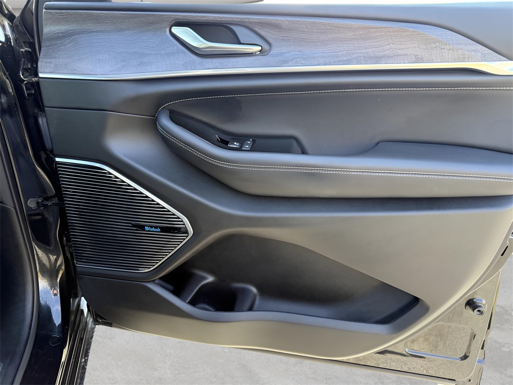 2022 Jeep Grand Cherokee