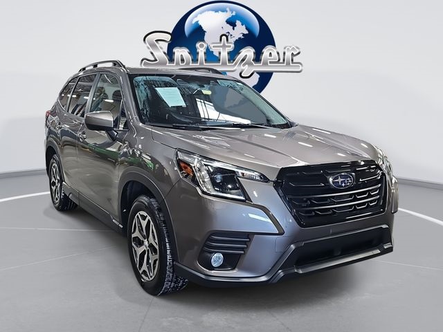2022 Subaru Forester Premium Crossover AWD