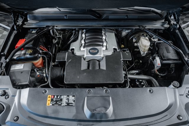 CadillacEscalade ESV17