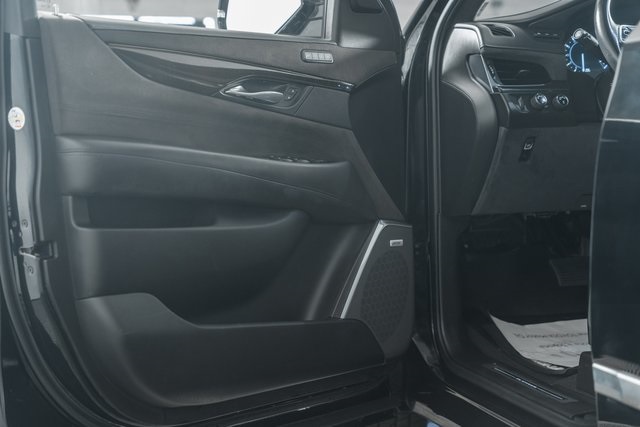 CadillacEscalade ESV40